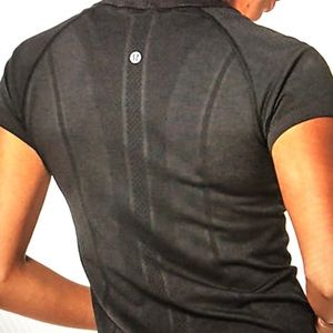 Lululemon Run Swiftly Tee: Special Edition Size 4